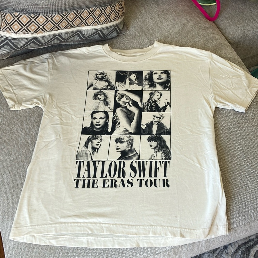The eras tour oversized small tshirt